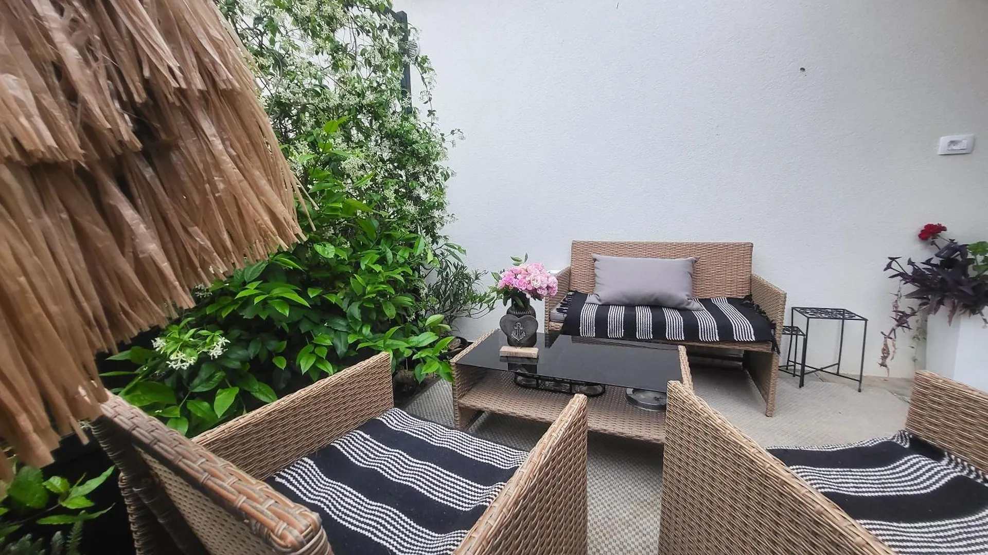 Villa Amore Radini Istrian Antique Studio With Private Parking And Terrace Brtonigla